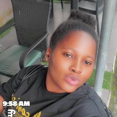 Stephchi17's profile picture. 