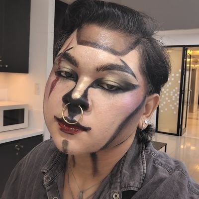 Dan_bnvntr007's profile picture. Professional Artist In The Making | Aquasaurius 🦖♒

Arfgh!

Watering a dead plant, hoping it will bloom again. 🥀