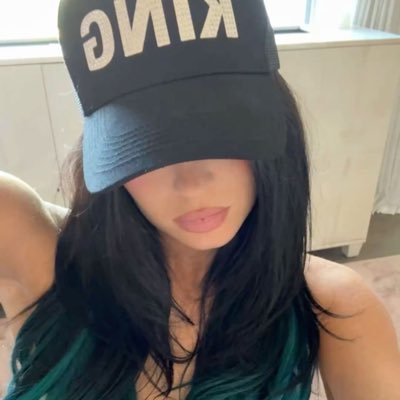 stallive's profile picture. as a man’s best friend, im #bittersweet and a #groupie