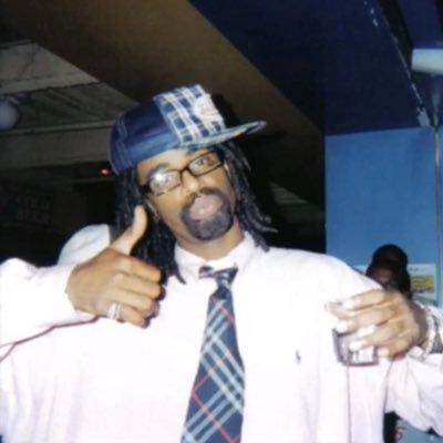 chaisewho's profile picture. Playing In The Wind