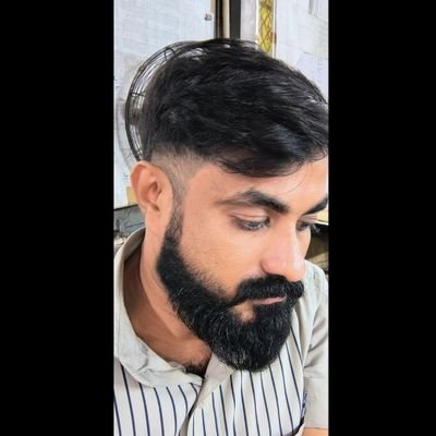 anandpushkarlee's profile picture. #KeralaBlasters #Indianfootball
 Serving the Nation.
 90's വസന്തം just miss.