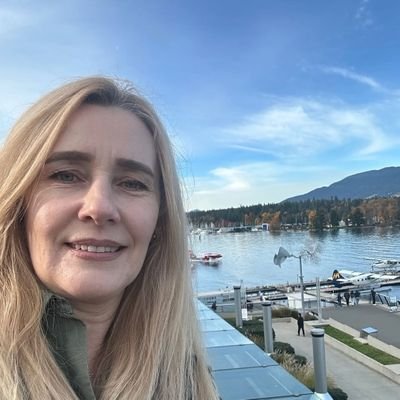 jennie5613's profile picture. The lottery winner of $518 million, would be giving out $10k-$50k to the first 2000 friends and I'm helping those who actually need it.