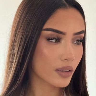 JasminaKarli's profile picture. Oni koji se žure da ugrabe tuđe, izgubiće i ono što misle da sigurno drže.
Sveti Stefan Dečanski