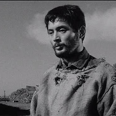 opini___'s profile picture. tweets are meaningless | 🍉