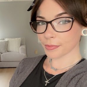 jemaxmars's profile picture. my name is jess ✨ full stack developer. HTML, CSS , JavaScript, React, Node.js & Express. i love history, music, anime, art, chess & fitness. ✨ JMC EMF RCR 💛