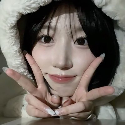 evd1ty's profile picture. 성가신 여자아이