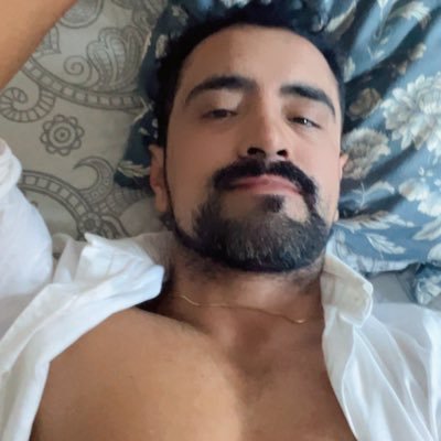 gatochitito's profile picture. Cuándo dudo de mi mismo siempre me pregunto ¿Es que no es capaz o qué? // 🦂 // Amo los sitios sin gente // fluir con el cambio // En busca de la unidad ✨