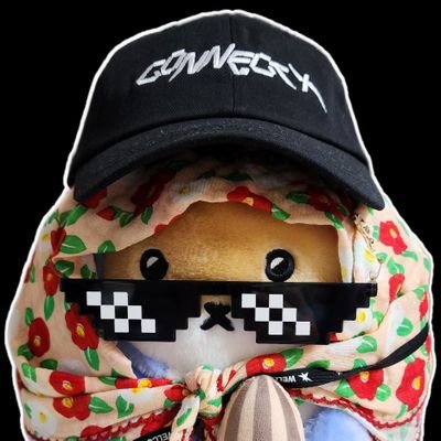 tolovehoya's profile picture. 