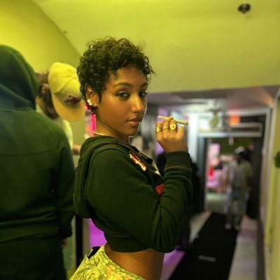 wetcreamy30's profile picture. Virgo 18+//hmu )for facetime 💦🥒 Dropbox serious meet hmuhttp://t.me/wetcream010