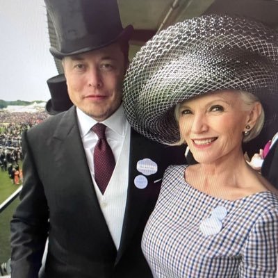 mrsMayeMussk's profile picture. 