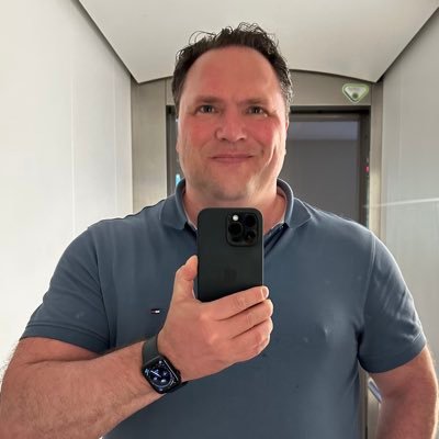 Jeroen6714161's profile picture. Mijn account @JeroenvE is vergrendeld door X vandaar een nieuw account want ik kon jullie toch niet missen 🫶