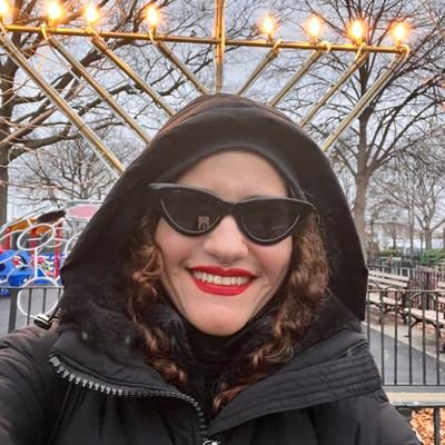 teen_dreamsss's profile picture. Human Rights Activist
Step beyond the ordinary and walk into a circle of knowledge, wealth, fame, discretion, clarity, and power.