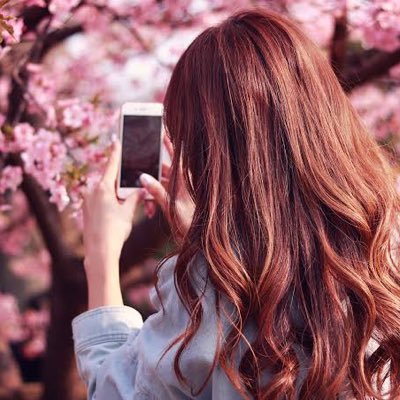 yunasan10097's profile picture. 平凡な20代OL生活に将来の不安を感じてスマホ副業スタート📱月5万円稼げるようになり、自分に自信がついた✨少しの収入でも世界が変わると実感中🌷初心者さんが一歩踏み出せるよう、副業術やマインドを発信しています😊