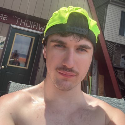 umkyre's profile picture. a little bit angel a little bit not