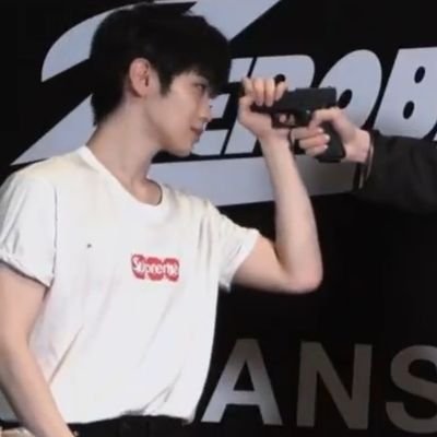 Kittytrae's profile picture. Struggling student due to yaoi writings 
Ao3: Reverik
@tartrwick