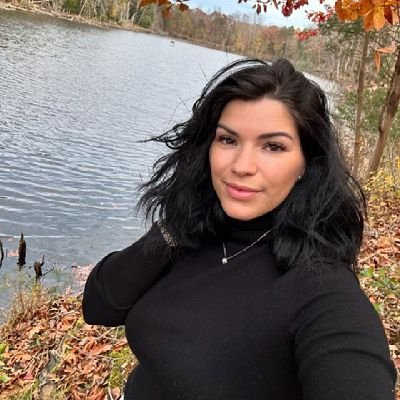 shelbywits2's profile picture. A Widow and devoted B👩‍👦y mom Turning life’s challenges into strength and using my experience as a financial expert to help others find confidence and balance