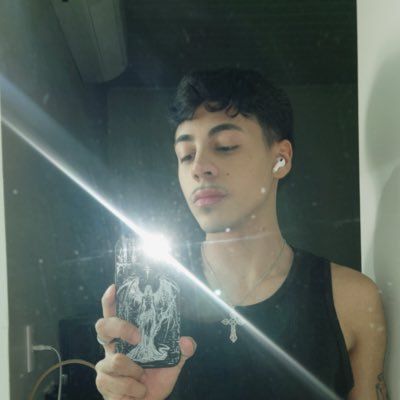 luishwl's profile picture. ata amo