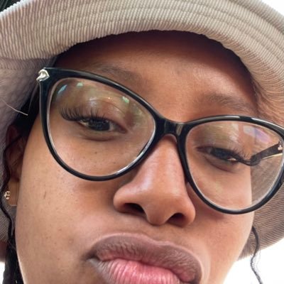 lebokhuzwayo's profile picture. God first✨ • Luckiest girl in the world 🍀