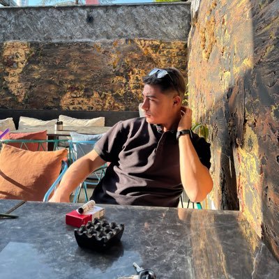 emreqara06's profile picture. 