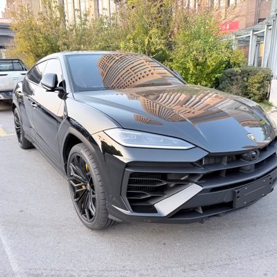 CquaGFMRzcAm4si's profile picture. 