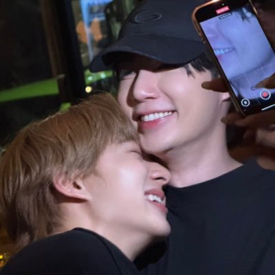 ChnaThxy's profile picture. ◡̈ 𝙼𝚢 𝚜𝚖𝚒𝚕𝚎 ♡ ·͜·♡ 𝚉𝚎𝚎𝙽𝚞𝚗𝚎𝚠 ♡̆̈ @zee_pruk @CwrNew ♡̆̈ 𝟣𝟪.𝟣𝟢.𝟨𝟪 ١٥٧٤ มี๊ใหม่รักมี๊เก่าน้าา 🤍