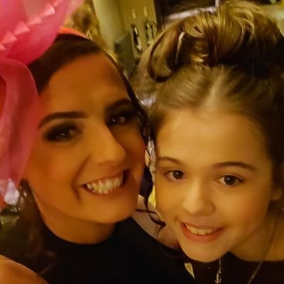 Mum2MiniMillars's profile picture. ❤ Wife
❤ Mum
❤ Auntie to the Masses 
❤ Avid Reader