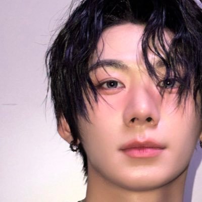 heylibraboy's profile picture. 끝까지한이와 🍀 925% 𝙨𝙤𝙛𝙩 𝙛𝙤𝙧 𝙝𝙖𝙣𝙞 🤍 #1 white hani enjoyer ☆ 9️⃣ 『🐈‍⬛🦝🐯』 “나에게 아홉은 나의 소중한 팀” — 박한