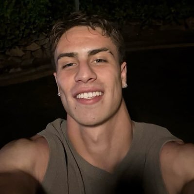 k6iwii's profile picture. slowly but surely.