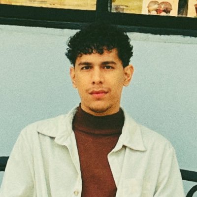 SanticoSecre's profile picture. Dame frutas veraniegas, jugosas y maduras del huerto.