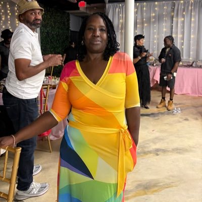 myVPisAGIRL's profile picture. GRANDMA, MOM, CAT MOM,! Avid reader Of the genre HISTORICAL FICTION, MULTIPLE MYELOMA SURVIVOR and  ADVOCATE💓💗 LOYAL TIL THE END!! #VOTEBLUE!