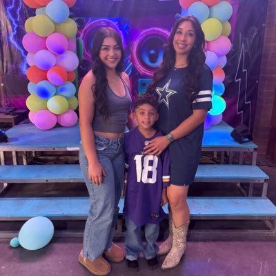 sandyP_EDHS's profile picture. 