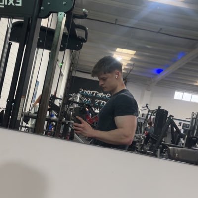 av03jg's profile picture. 22