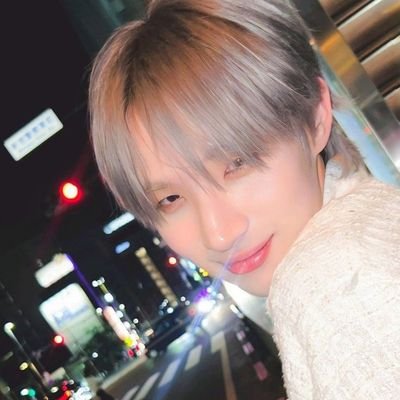 canibehr's profile picture. was once @lucienece, mostly gmm. i write crackpairs too sometimes 😅