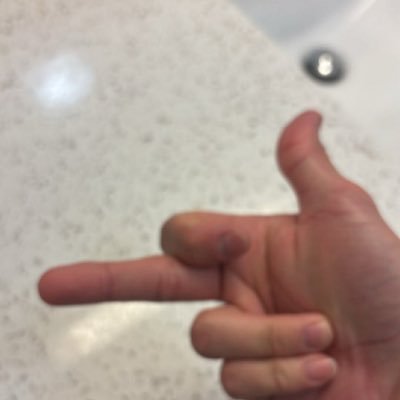 ster_ling_asahi's profile picture. jowa ni Sana