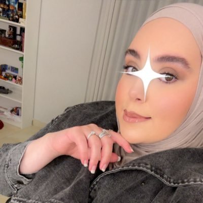 idmns_q8's profile picture. واليت علياً منذ ان هتف جدي بمسمعي "اشهد ان علياً ولي الله"🌍✨❤️