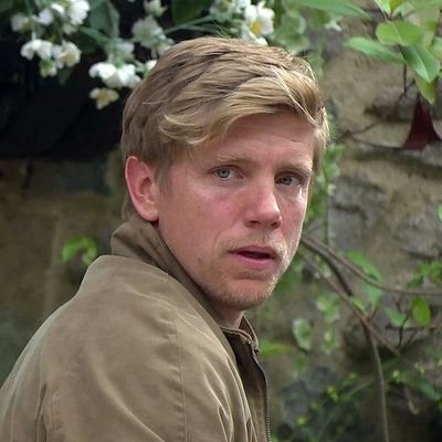 the_alchemy1's profile picture. Taylor Swift on top.                                                            
Agus Della Corte, Lou Ferrigno Jr. and Ryan Hawley fan account. #robron