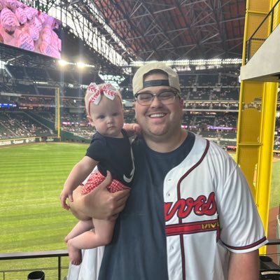 hayesb_14's profile picture. 