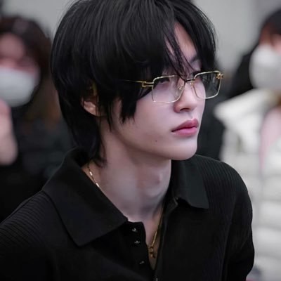 shiroiwastral's profile picture. 𓍢ִ໋🕷️ ⊹ ₊˚