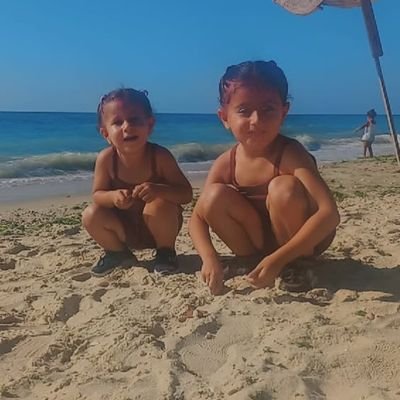 abwzyn70452102's profile picture. Palestinian, born, raised and based in Gaza 🥺
here to donate👇