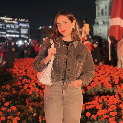 helenavegaa's profile picture. 