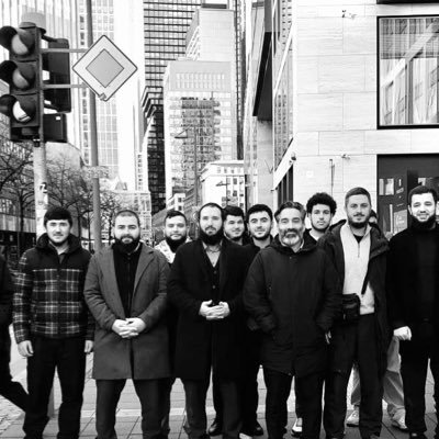 SencerCetin_'s profile picture. 📜caller to لآ اِلَهَ اِلّا اللّهُ  ▪︎Follower of Prophet Muhammad ﷺ ▪︎ Pupil of Imam @alparslankuytul ▪︎ Husband and father³