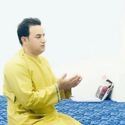 rizahashimi1's profile picture. و من یتوکل علی الله فهوه حسبه