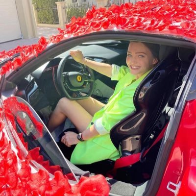 evan_kate97013's profile picture. I'm a $202 mega million lottery winner in Edison,NJ I'm so blessed so I'll be giving away $5000 to my first 2.5k followers 💯 Greatful & blessed!