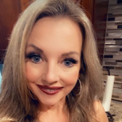 PantyhoseHorny's profile picture. Passion and love for pantyhose,heels,pee fetish, sexy hotwifes and love for the sexy Queen @naughtyalaya