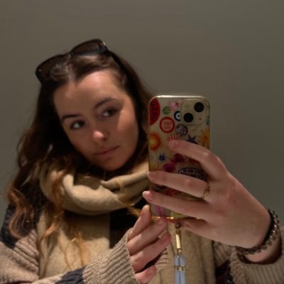 clmjt's profile picture. 