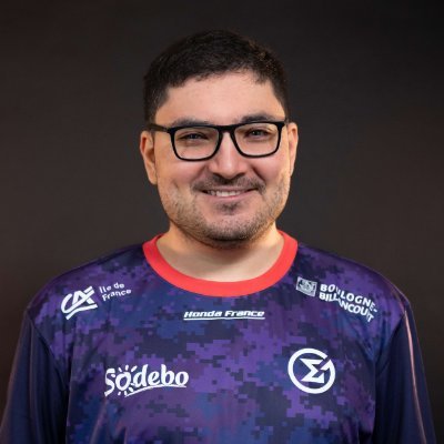 AztraL's profile picture. Rocket League player for @GameWardTeam 

aztral@tailors.gg