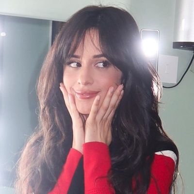 kccmorgado__'s profile picture. gosto de ler e falar merda e as vezes escrevo umas histórias no laranjinha • ela/dela • FIFTH HARMONY OT5 • @kcc_stockler 💜 • fan account • 🏳️‍🌈