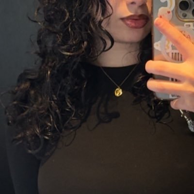 sadr4z's profile picture. médicalement littéraire ☤