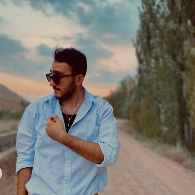 pwoyamh's profile picture. trust god.