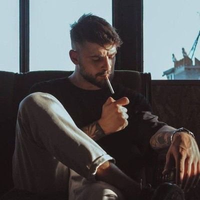 Gue__1's profile picture. ⠀ 
⠀ ⠀⠀⠀⠀⠀⠀⠀⠀⠀⠀⠀Life without friends is like life without sunshine.⠀⠀⠀⠀⠀⠀⠀⠀⠀⠀⠀⠀#قروبات🚫❌⠀⠀⠀ ⠀ ⠀